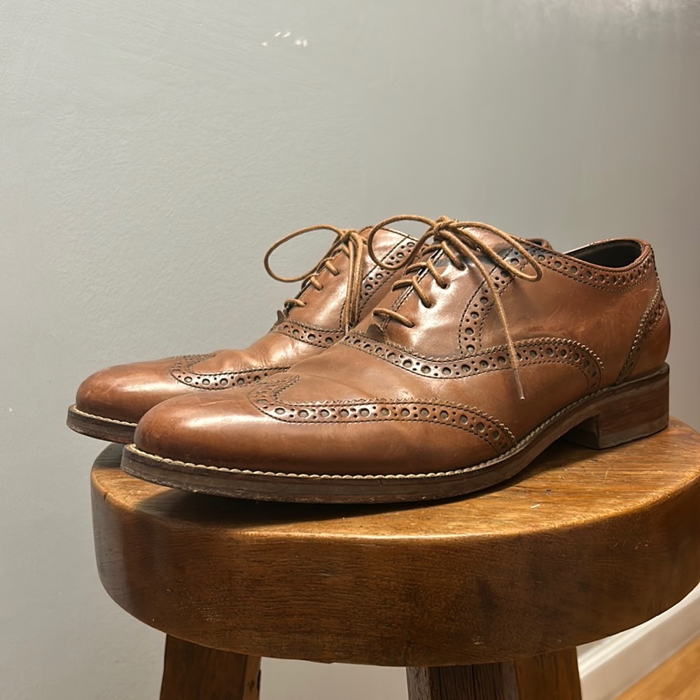 Cole Haan Men’s Wingtip Oxford shoes Size: 7.5M